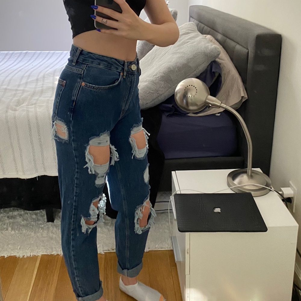 ⚡️ BDG High Waisted Dark Wash Mom Jeans